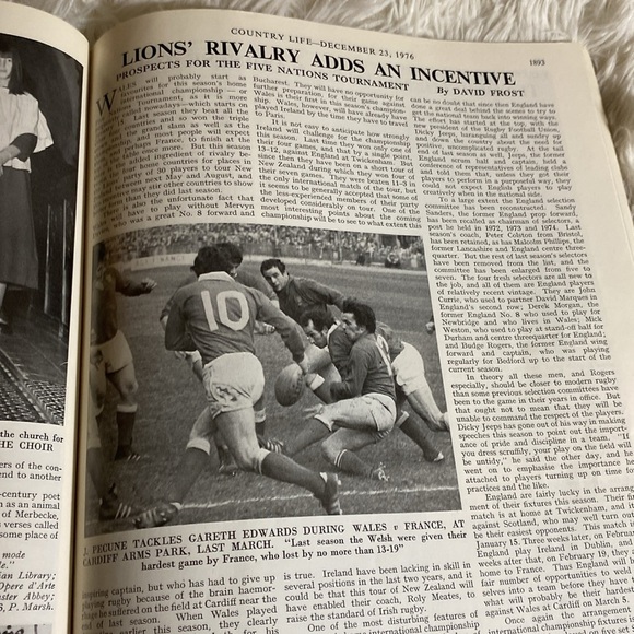 COUNTRY LIFE MAGAZINE CATS AT HOME IN CHURCH December 23, 1976 - Picture 7 of 13